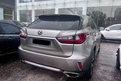 Second hand 2016 Lexus RX 200t Luxury 